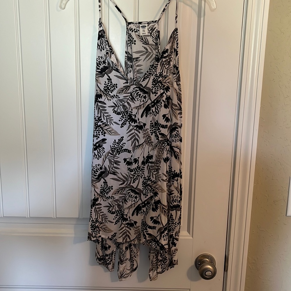 Floral old navy tank
